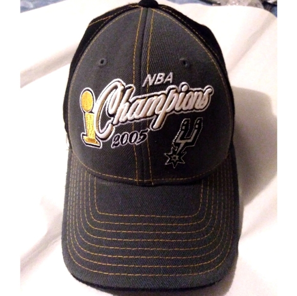 Reebok Other - Spurs NBA 2005 champions Reebok cap